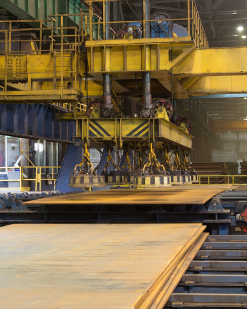 Mill duty auxiliary cranes